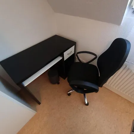 L Grey - Private On 3rd Floor L Равенсбург